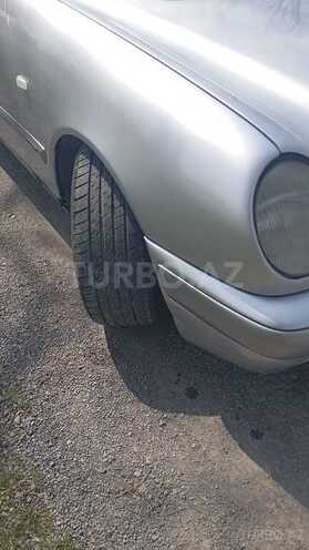 Mercedes E 200 1995, 363,000 km - 2.0 l - Şəki