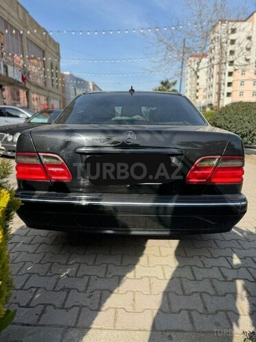 Mercedes E 240 1999, 458,000 km - 2.4 л - Bakı
