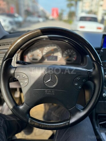 Mercedes E 240 1999, 458,000 km - 2.4 л - Bakı