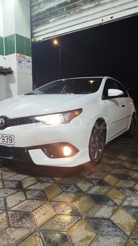 Toyota Corolla 2017, 140,000 km - 1.8 l - Bakı