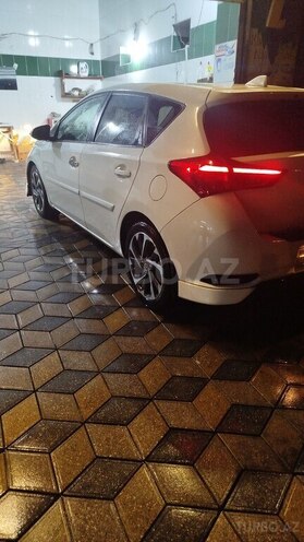 Toyota Corolla 2017, 140,000 km - 1.8 l - Bakı