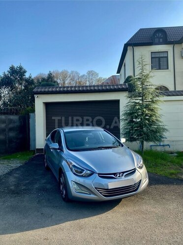 Hyundai Elantra 2015, 162,544 km - 1.8 л - Masallı