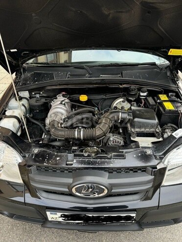 Chevrolet Niva 2020, 102,000 km - 1.7 l - Quba