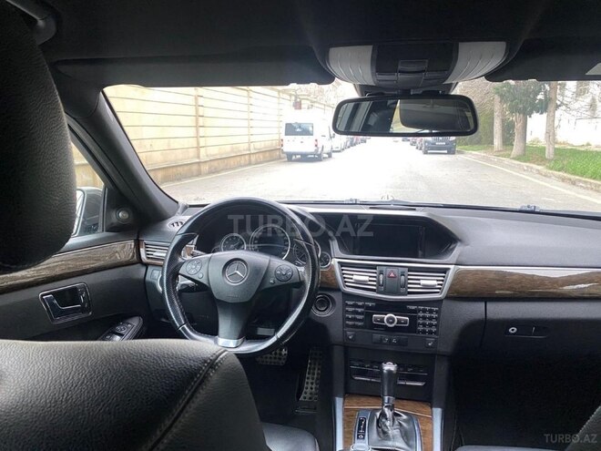 Mercedes E 200 2011, 196,000 km - 1.8 l - Bakı