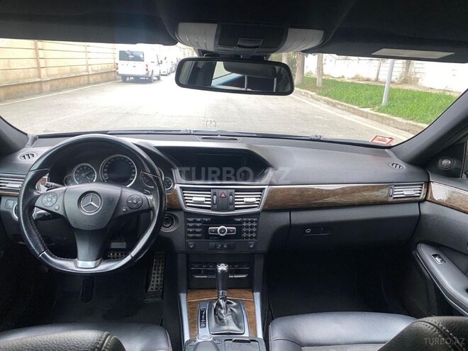 Mercedes E 200 2011, 196,000 km - 1.8 l - Bakı