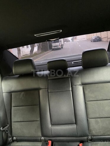 Mercedes E 200 2011, 196,000 km - 1.8 l - Bakı