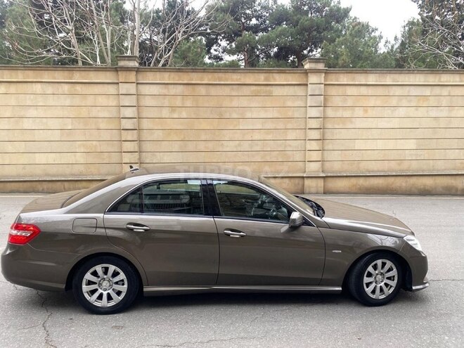Mercedes E 200 2011, 196,000 km - 1.8 l - Bakı