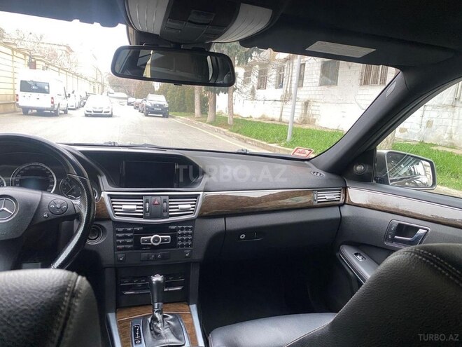 Mercedes E 200 2011, 196,000 km - 1.8 l - Bakı