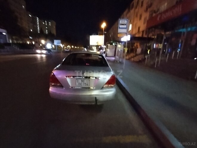 Nissan Sunny 2007, 480,000 km - 1.3 л - Bakı