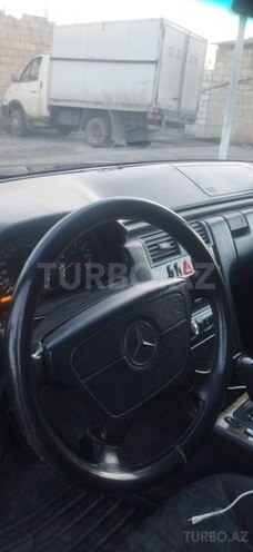 Mercedes E 240 1998, 200,000 km - 2.4 л - Dəliməmmədli