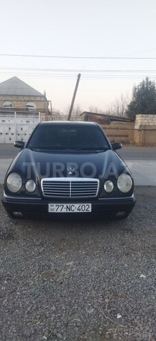 Mercedes E 240 1998, 200,000 km - 2.4 л - Dəliməmmədli