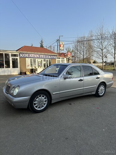 Mercedes E 200 1996, 364,000 km - 2.0 l - Masallı