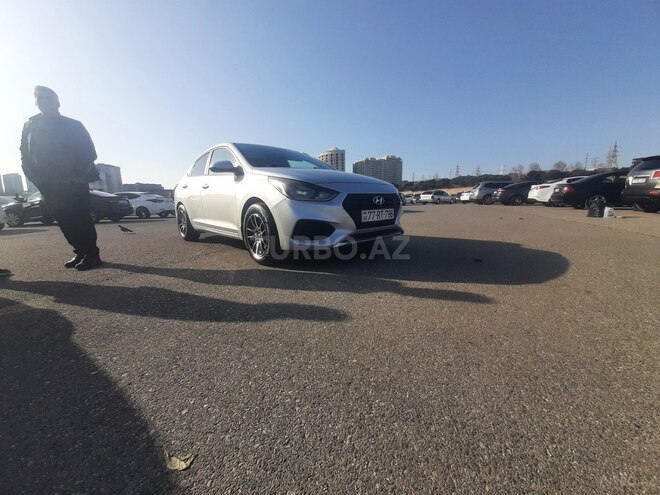 Hyundai Accent 2018, 320,551 km - 1.6 l - Masallı