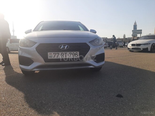 Hyundai Accent 2018, 320,551 km - 1.6 l - Masallı