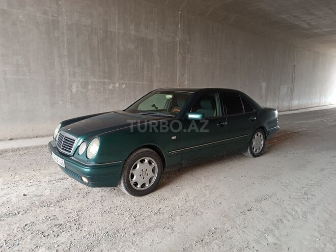 Mercedes E 230 1997, 499,000 km - 2.3 l - Salyan