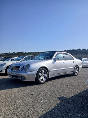 Mercedes E 220 d 2001, 450,000 km - 2.2 л - Bakı