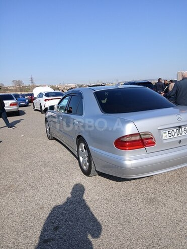 Mercedes E 220 d 2001, 450,000 km - 2.2 л - Bakı