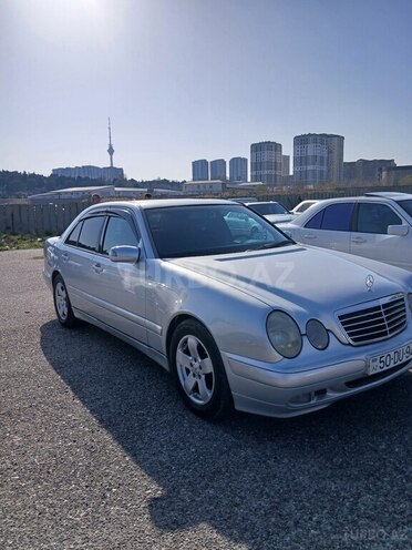 Mercedes E 220 d 2001, 450,000 km - 2.2 л - Bakı