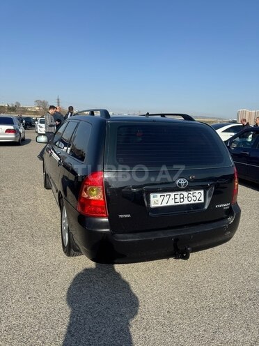 Toyota Corolla 2006, 320,000 km - 1.4 l - Bakı