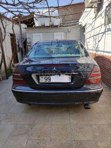 Mercedes E 270 2002, 303,670 km - 2.7 л - Bakı