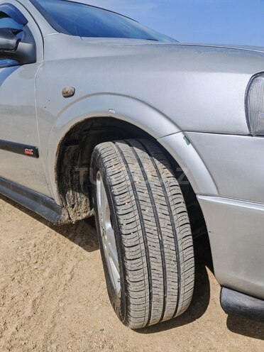Opel Astra 2001, 238,000 km - 1.6 л - Bakı