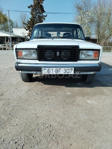 LADA (VAZ) 2107 2006, 70,000 km - 1.6 л - Ucar