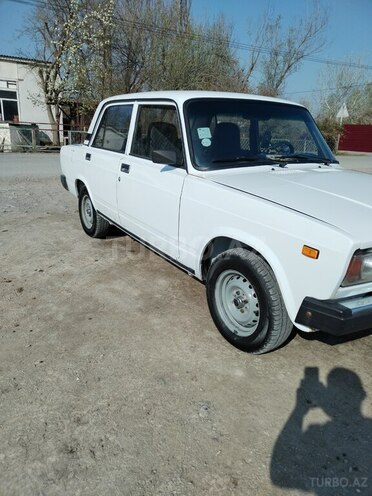 LADA (VAZ) 2107 2006, 70,000 km - 1.6 л - Ucar