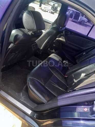 Mercedes E 320 2000, 297,000 km - 3.2 l - Bakı