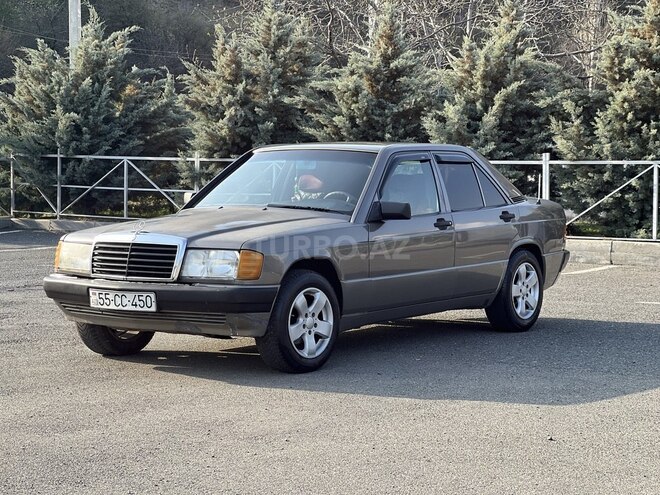 Mercedes 190 1991, 300,000 km - 2.0 л - Şəki