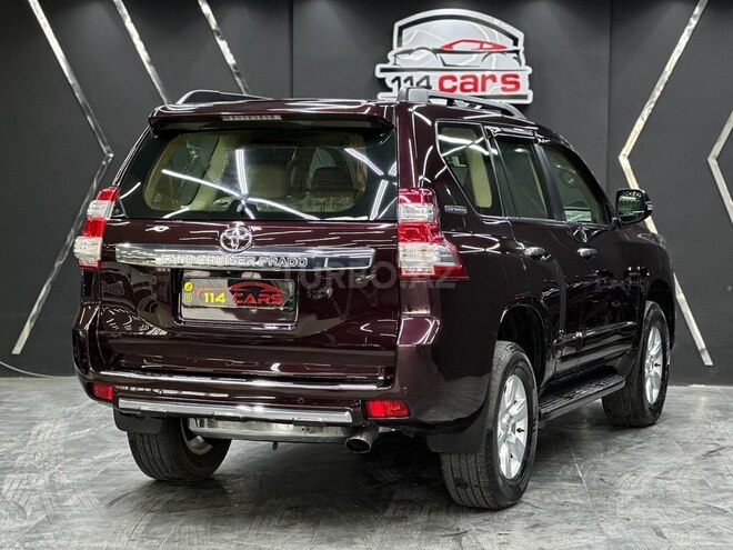 Toyota Land Cruiser Prado-6