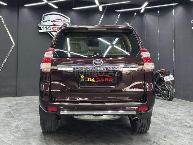 Toyota Land Cruiser Prado-7