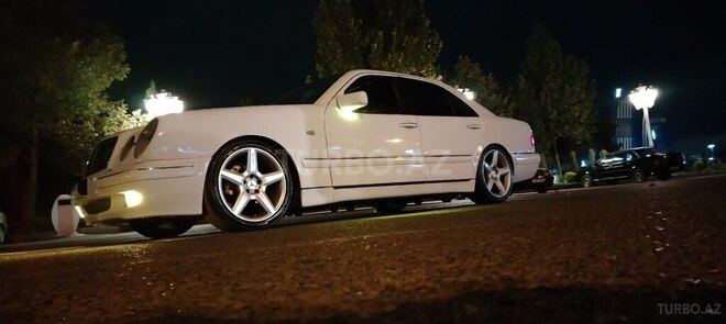 Mercedes E 230 1996, 388,888 km - 2.3 l - Gəncə