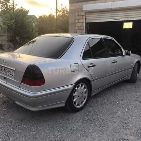 Mercedes C 200 d 1999, 248,000 km - 2.2 l - Kürdəmir