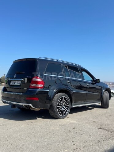 Mercedes GL 550-7