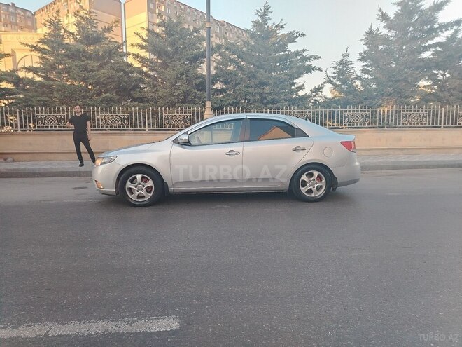 Kia Cerato 2011, 342,000 km - 1.6 л - Bakı