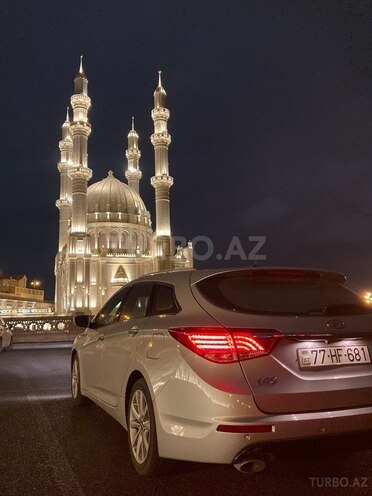 Hyundai i40 2011, 290,000 km - 1.7 l - Bakı