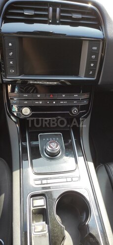 Jaguar XE 2017, 130,000 km - 2.0 l - Bakı