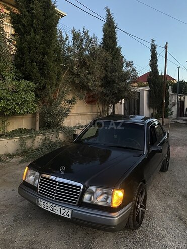 Mercedes E 280 1994, 304,000 km - 2.8 l - Bakı