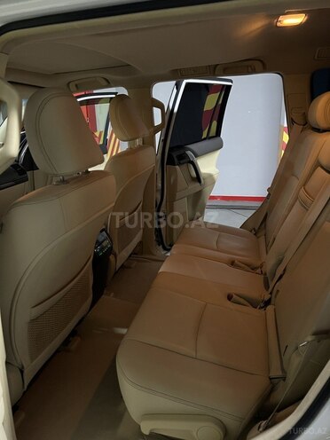 Toyota Land Cruiser Prado 2013, 300,000 km - 2.7 л - Bakı