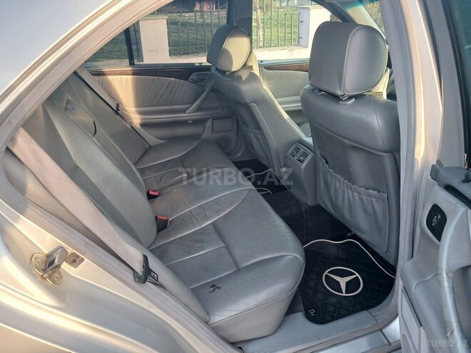 Mercedes E 240 2001, 464,335 km - 2.4 l - İmişli