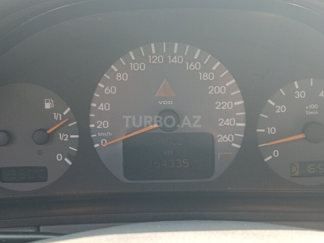 Mercedes E 240 2001, 464,335 km - 2.4 l - İmişli