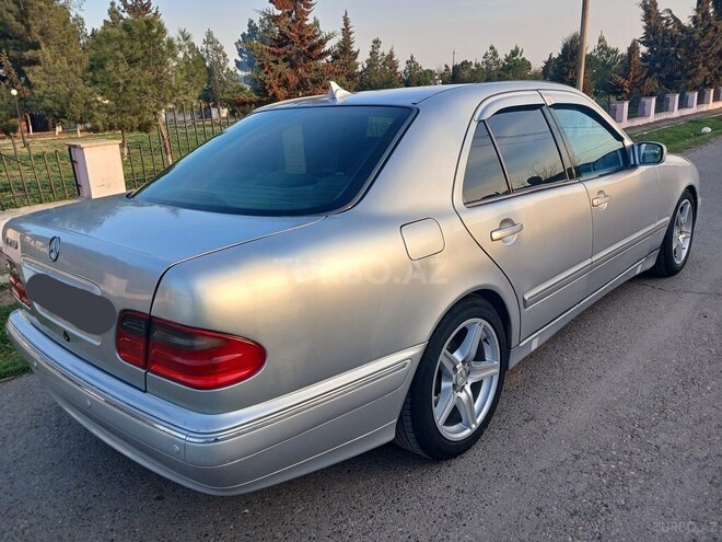 Mercedes E 240 2001, 464,335 km - 2.4 l - İmişli