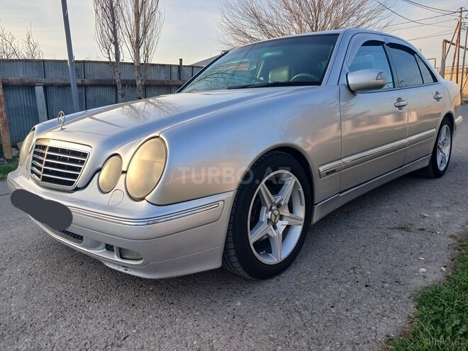 Mercedes E 240 2001, 464,335 km - 2.4 l - İmişli