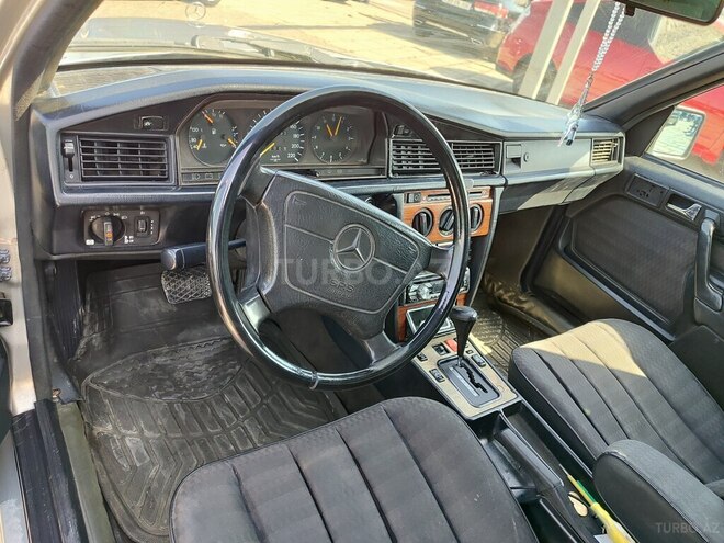 Mercedes 190 1993, 300,000 km - 2.0 л - Bakı
