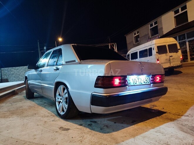 Mercedes 190 1993, 300,000 km - 2.0 л - Bakı