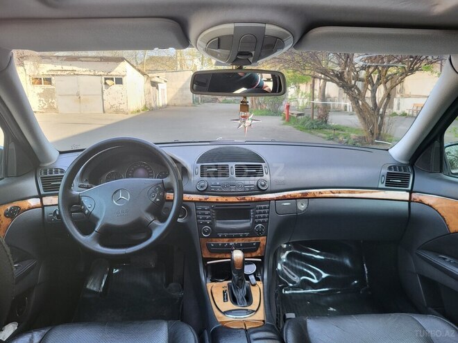 Mercedes E 240 2002, 312,993 km - 2.4 l - Göyçay