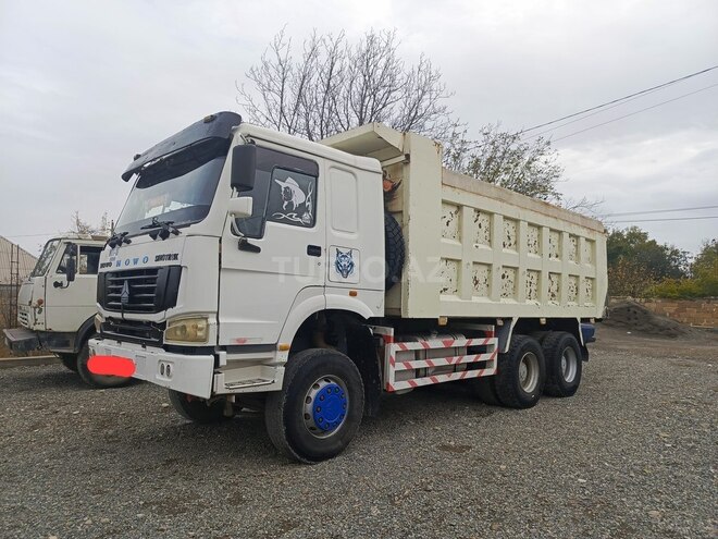 HOWO Sinotruk 2011, 145,899 km - 9.7 l - Goranboy
