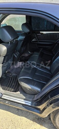 Mercedes E 240 1999, 355,000 km - 2.4 л - Bakı
