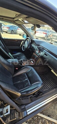 Mercedes E 240 1999, 355,000 km - 2.4 л - Bakı