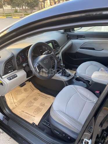 Hyundai Elantra 2017, 197,000 km - 2.0 l - Bakı